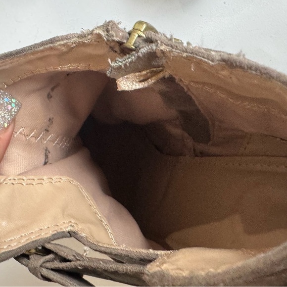 Express buckle suede chunky heel ankle boot/ bootie ❤️ - Picture 8 of 10